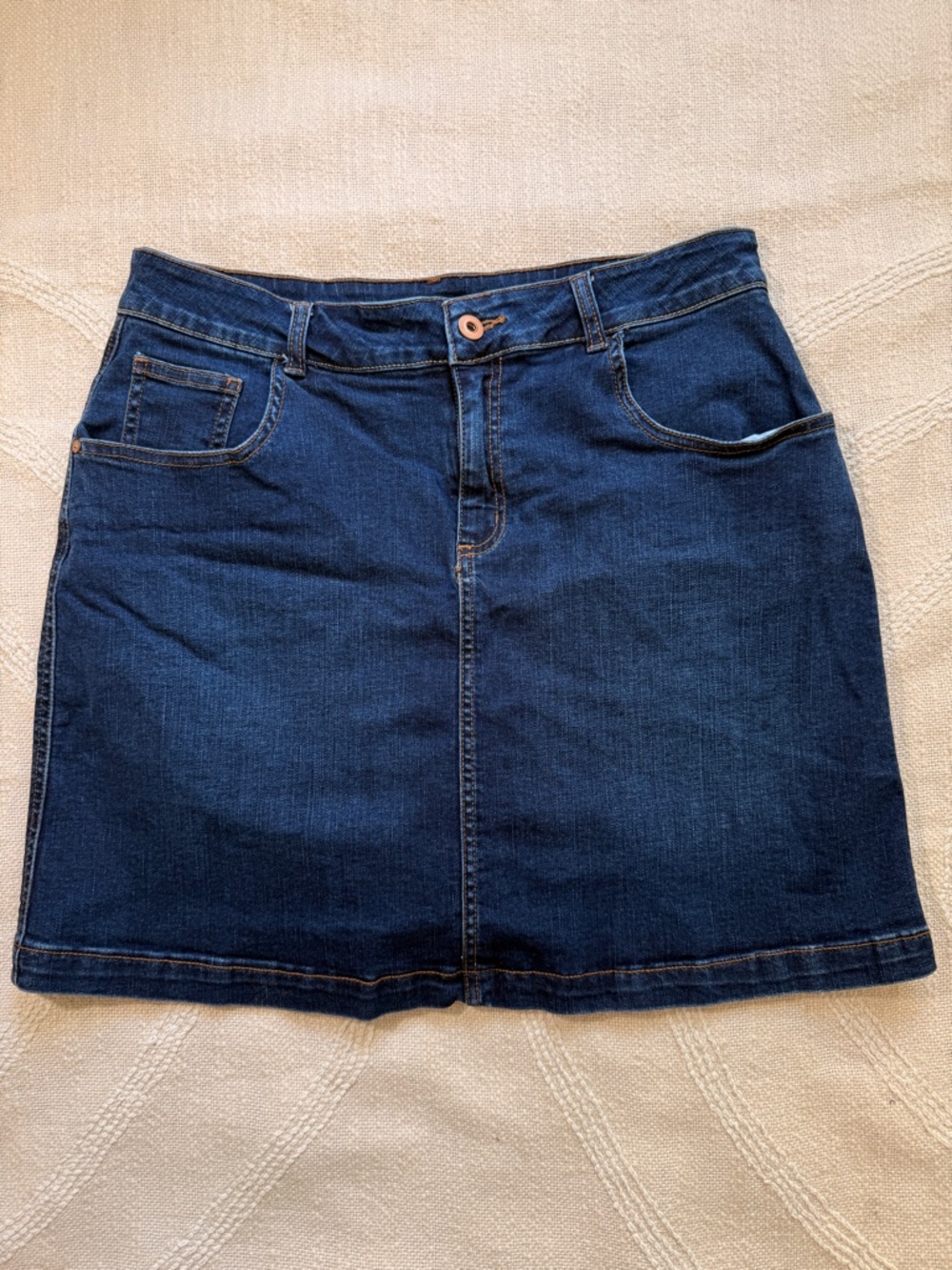 Faded Glory Classic Rich Dark Blue Jean Skort Size 10